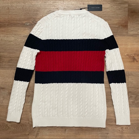 NWT Tommy Hilfiger Flag Colorblocked Cotton Cable-knit sweater - Picture 2 of 6